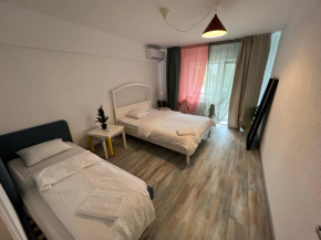 green apartment 36